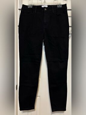 NWOT Studio Blue Skinny Jeans in Black - Classic Stretch Fit